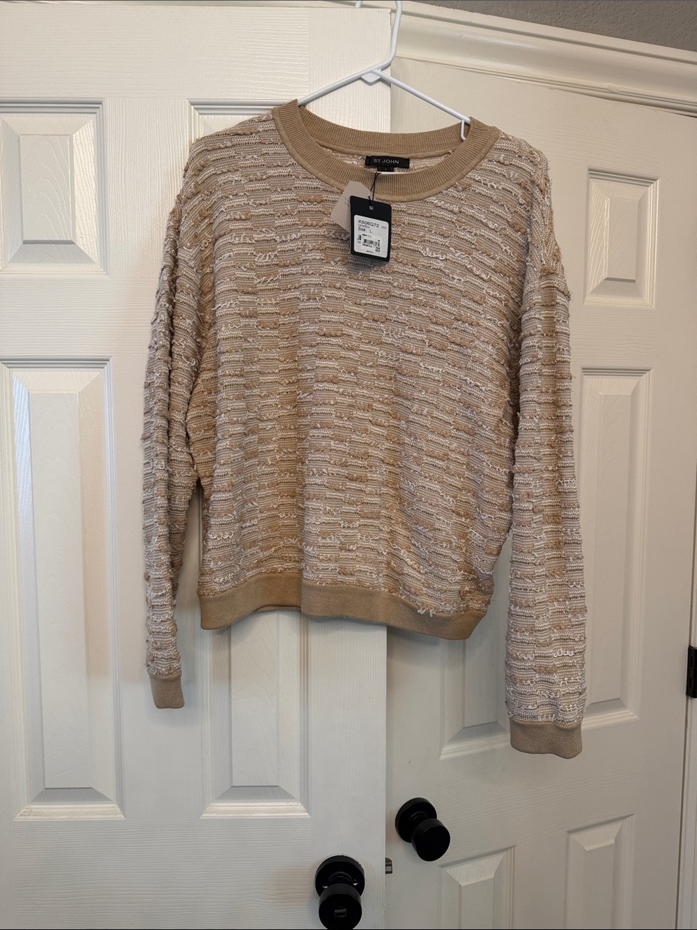 NWT St. John camel Textured Crewneck Sweater